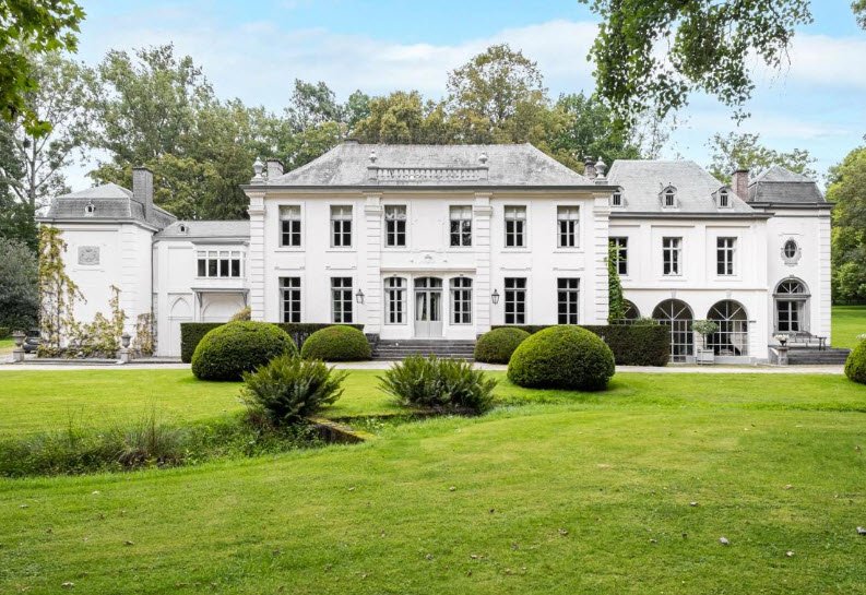 Château de Prelle, Manage, Belgium, Belgium